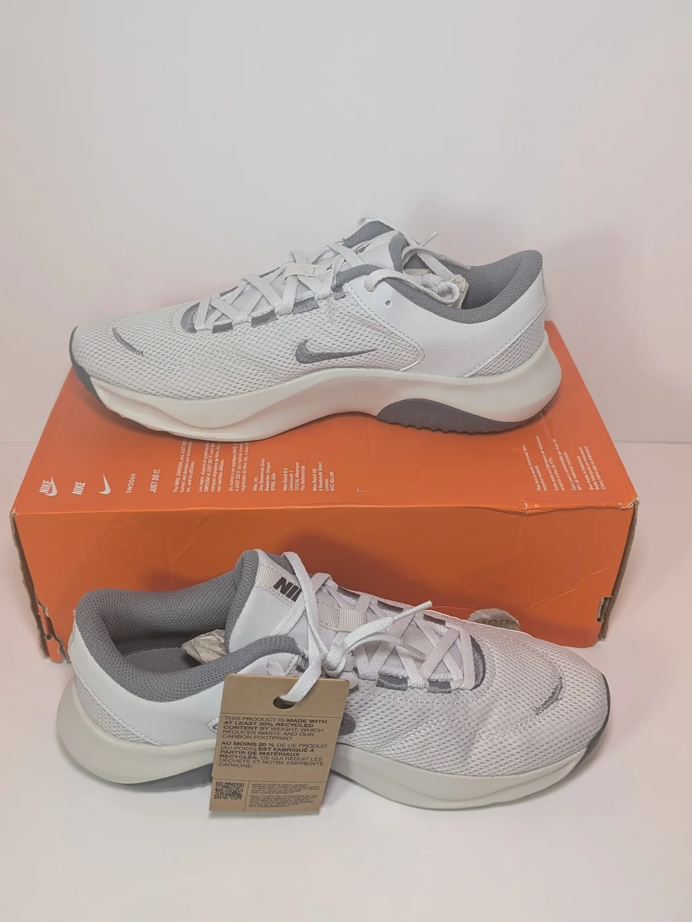 Nike Legend Essential 3 Next Nature Photon Dust Sneakers DM1120-005 Mens Size 8 - Picture 2 of 8